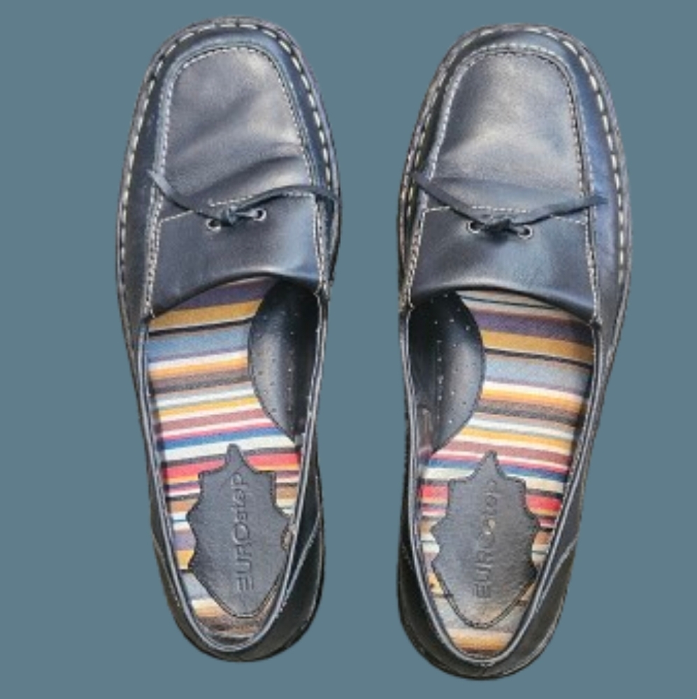 EuroStep Capri Envelope Tie Leather Loafers